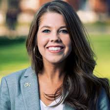 I am ecstatic to announce that I have accepted a position as a Senate Aide  in the office of Senator Steve Gooch for the 2023 legislative session.  Thank you to everyone facilitating