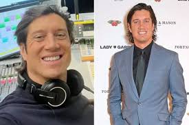 Vernon Kay hits back at claims he wears 'padded' shirts to boost his  muscles
