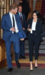 Meghan Markle S Flawless Date Night Outfit Isn T What You D Expect Date Night Outfit Meghan Markle Night Outfits