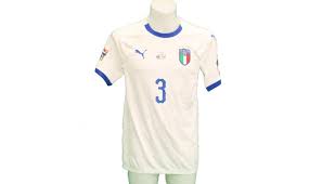 Jersey camiseta shirt portugal fc port m vintage worn m. Chiellini S Match Issue Worn Signed Shirt Portugal Italy Charitystars