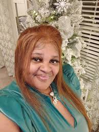 We have members from all over the world in this group! Where do you call  home? 🌎 I'm currently in Anchorage, Alaska USA but I'm originally from  Clovis, California. Photo below was