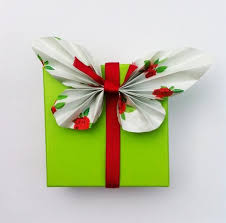 Gifts Decorated With Delicate Paper Butterflies Decorations Mesmerize And Delight People Various Recycled Paper Crafts Handmade Paper Crafts Easy Paper Crafts
