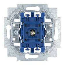 Mar 20, 2019 · so oft werde ich nach schaltungen gefragt die immer gleich sind, weil es standard schaltungen sind. Busch Jaeger 2000 6usgl Wippschalter Einsatz Mit Glimmlampe Aus Und Wechselschaltung Online Kaufen Im Voltus Elektro Shop