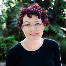 Join Alissa Duke, our 2024 Artist in Residence at the Melbourne Athenaeum  Library, as she discusses her work and delves into the Archive room,  choosing fascinating old objects to draw, each with