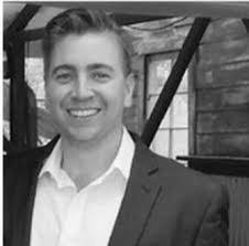 Derek Ellzey's Instagram, Twitter & Facebook