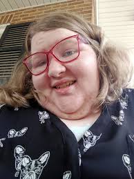 New money, suit, and tie, I can read you like a magazine." -Taylor Swift  Or, should I say, new hair, you can read me like a magazine? My aunt (who  like me,