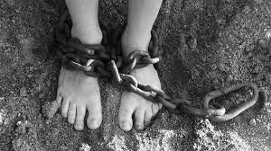 Punca berlakunya pemerdagangan manusia realitinya, aktiviti jenayah pemerdagangan manusia yang terancang sudah pasti melibatkan banyak pihak dan bukannya melibatkan pihak pembeli dan penjual sahaja. Human Trafficking Suhakam