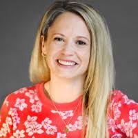 Linda Mccarroll's Instagram, Twitter & Facebook