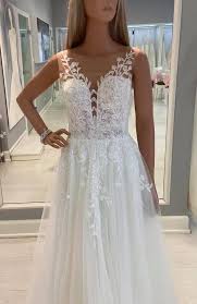 Unsere exklusiven brautkleider sind unnachahmlich und bieten alles, was sie sich für einen der wichtigsten. Patrizia By Ola La Ein Traum Aus Annais Bridal De Facebook