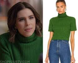 Alexandra Turshen's Instagram, Twitter & Facebook