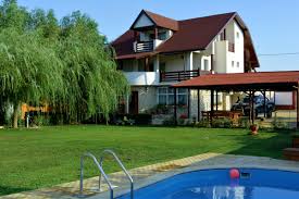 Check spelling or type a new query. Oferte Primavara In Delta Dunarii Aprilie Mai 2021 Regina Deltei