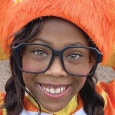 Kammy Smith's Instagram, Twitter & Facebook