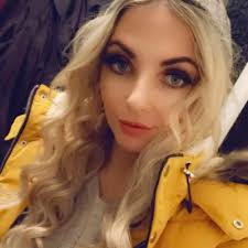 Tracey Richards (@Traceyyyy)