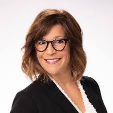 Geraldine Mcdowell's Instagram, Twitter & Facebook