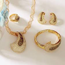 Dubai Turkey Costume Jewellery African 18k Gold Plated Full Crystal Beads Charms Jewelry Sets Necklace Earrings Ring Bracelet Set Necklace Jewelry Set Necklace18k Gold Plated Aliexpress