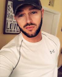 Wishing everyone a Happy Hump Day out there! Remember you are strong 💪🏻  smart & cared for GayThreads