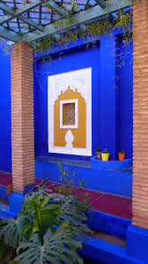 Pin Von Yagmur Hazal Tanyeli Auf Der Blaue Garten Von Marrakech Blauer Garten Steinfiguren Marokko