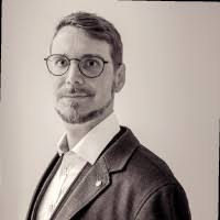 10+ "Daniel Trunk" profiles