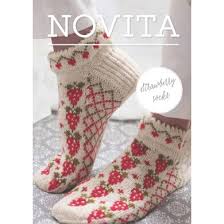 Bildergebnis für sockenschablone zum ausdrucken | socken. Strawberry Socks In Novita Venla Downloadable Pdf