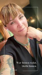 Wenn sie hinter deinem Rücken reden