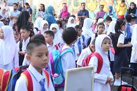 Pada 2009, sekolah kebangsaan sri serdang memiliki 719 pelajar lelaki dan 709 pelajar perempuan. Pendaftaran Tahun 1 2015 Sekolah Kebangsaan Sri Serdang