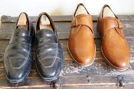 Best Stylish Men S Travel Shoes Reviewed For Europe Vacations Mens Travel Shoes Travel Shoes Dress Shoes Men