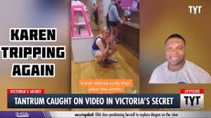 This is a list of current and former victoria's secret angels and fashion models who have walked in the victoria's secret fashion show since its inception in 1995. Wwf4k0gxrtpxsm