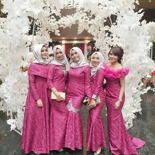 Jual kebaya pengantin, wisuda, dll based in solo ready stock & terima pesan jahit. 15 Contoh Model Kebaya Embos 2021 Model Baju Muslim Kebaya Modern Model Baju Muslim Kebaya Modern