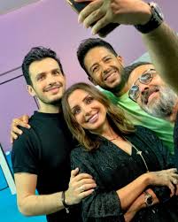 موفيز لاند هو اول وافضل موقع تحميل ومشاهدة افلام عربية, افلام اجنبية مترجمة, افلام هندية و تركية اون لاين , مشاهدة افلام اون لاين تحميل افلام عربي. Ø£Ù†ØºØ§Ù… ÙˆØ²ÙˆØ¬Ù‡Ø§ ÙŠØ´Ø§Ø±ÙƒØ§Ù† Ù…Ø­Ù…Ø¯ Ø­Ù…Ø§Ù‚Ù‰ Ø§Ù„ØºÙ†Ø§Ø¡ Ø¹Ù„Ù‰ Ø§Ù„Ù…Ø³Ø±Ø­ Ø¨Ø§Ù„Ø³Ø¹ÙˆØ¯ÙŠØ© Ø§ØªÙØ±Ø¬