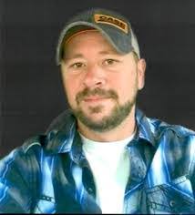 Eric Benham's Instagram, Twitter & Facebook