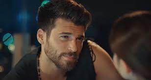 His friends try to come up with ideas and help them get over the wedding without incident. Mr Wrong Has Achieved A First Among Turkish Tv Series