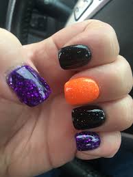 Prep the nail by pushing the cuticles back and filing the nail into your desired shape. Halloween Nexgen Dipping Powder Nails Halloween Acrylic Nails Halloween Nails Diy Halloween Nails Easy