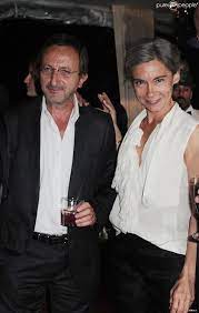 Accueil elisabeth quin elisabeth quin, son double glaucome: Elisabeth Quin Et Jacques Lexpert Lors De La Soiree Paris Premiere Durant Le 64e Festival De Cannes Le 12 Mai 2011 Purepeople