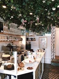 Mes Adresses Brunch Lily Of The Valley Cafe Decor Cafe Interior Design Restaurant Decor