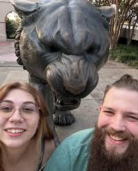 Christian Owers (@christian.upper.cuts) • Instagram फोटोहरू र भिडियोहरू