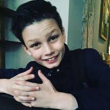 John Edward Thomas Moynahan Wiki Bio Age Parents Height Weight Siblings Education Facts Starsgab Even though he has immense knowledge about american football he always wanted to. john edward thomas moynahan wiki bio