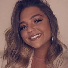 Eve Lacy's Instagram, Twitter & Facebook