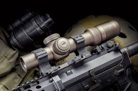 The razor hd gen ii offers shooters the standard elevation and windage ½ moa adjustment turrets, protected by aluminum covers. Vortex Optics 1 10x Razor Hd Gen Iii Review Guns And Ammo