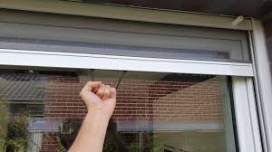 Was kosten neue fenster und welche förderung kann in anspruch verbundfenster fenster mit integrierter fenster mit jalousie. Fliegengitter Fenster Integrierter Insektenschutz Als Rollo Und Schiebetur Im Haus