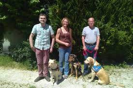 Maybe you would like to learn more about one of these? Nangis Le Centre Independant D Education De Chiens Guides D Aveugles Recherche Des Familles D Accueil La Republique De Seine Et Marne