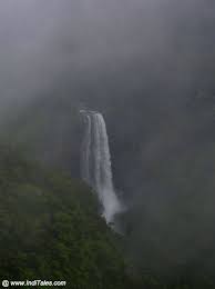 Feel the splash of the okavango delta from a dugout mokoro canoe and the mists of majestic victoria falls, meet the san bushmen of the kalahari desert, and spot elephants in chobe national park. Monsoon Road Trip To Surla Falls Goa A Day Trip From Panaji Inditales