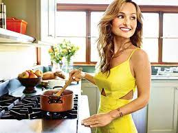 The food network star spent her thanksgiving with family in palm springs, including daughter jade, 11, and boyfriend, shane farley, and. Giada De Laurentiis Holiday Entertaining Tips Thanksgiving Recipes People Com