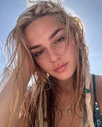 Georgia Ellenwood (@george_ahhh) • Instagram photos and videos