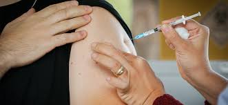 Covid vaccines are also available at urgent care centers, pharmacies and community clinics. Vacina Covid 19 Da Janssen Chega Ao Brasil Nesta Semana Portugues Brasil