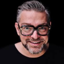 Alex Jacobi's Instagram, Twitter & Facebook