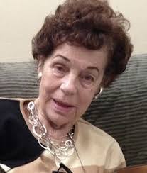 Suzanne Doerr's Instagram, Twitter & Facebook