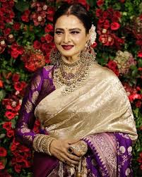 Rekha At Deepika Padukone And Ranveer Singh S Wedding Reception In Mumbai Rekha Saree Golden Saree Saree Trends