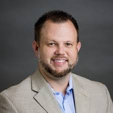 Autumn Vail's Instagram, Twitter & Facebook