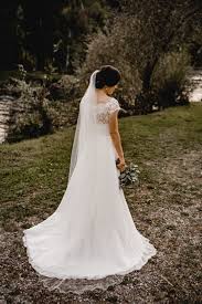 Ich mache den test mit euch und shoppe einige. Brautkleidanderung Zurich