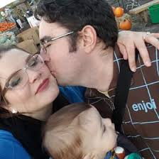 Amanda Thiel (sofakingmanda)